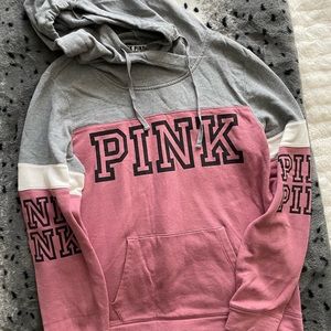 PINK Sweatshirt